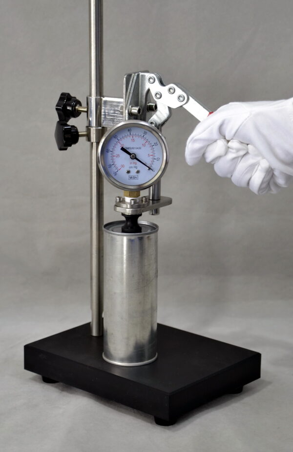 PVG-A Pressure or Vacuum Gauge measuring 3-Piece Can