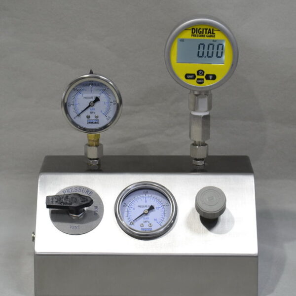 CDP-1 - Pressure Calibration Device Front View