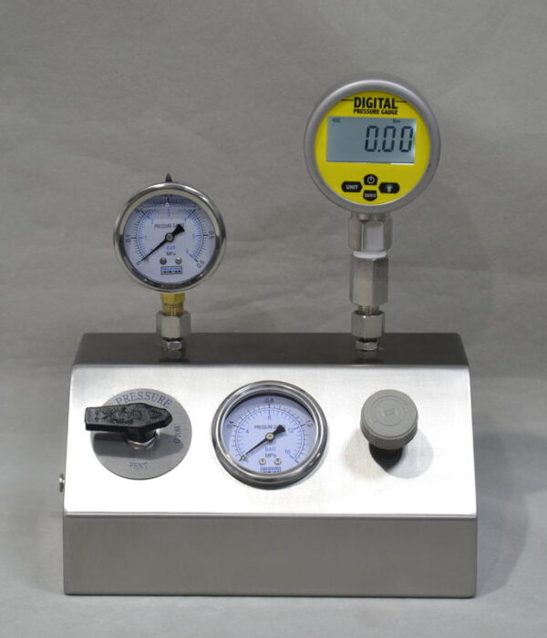 CDP-1 - Pressure Calibration Device Front View