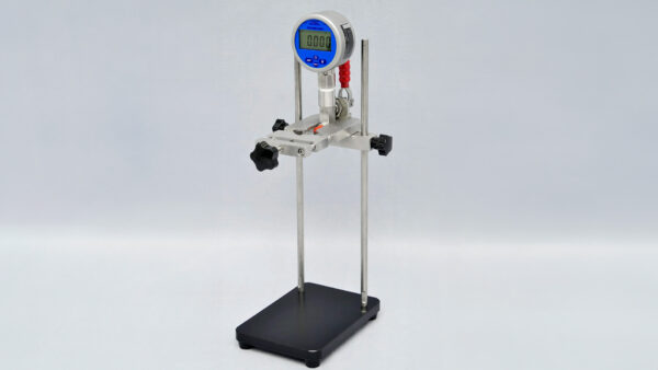 PVG-DS Digital Pressure and Vacuum Gauge for precise measurement in PET bottles with sport caps.